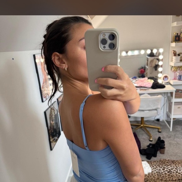 Glassons Sky Blue Ruched Tank Top - Picture 3 of 8